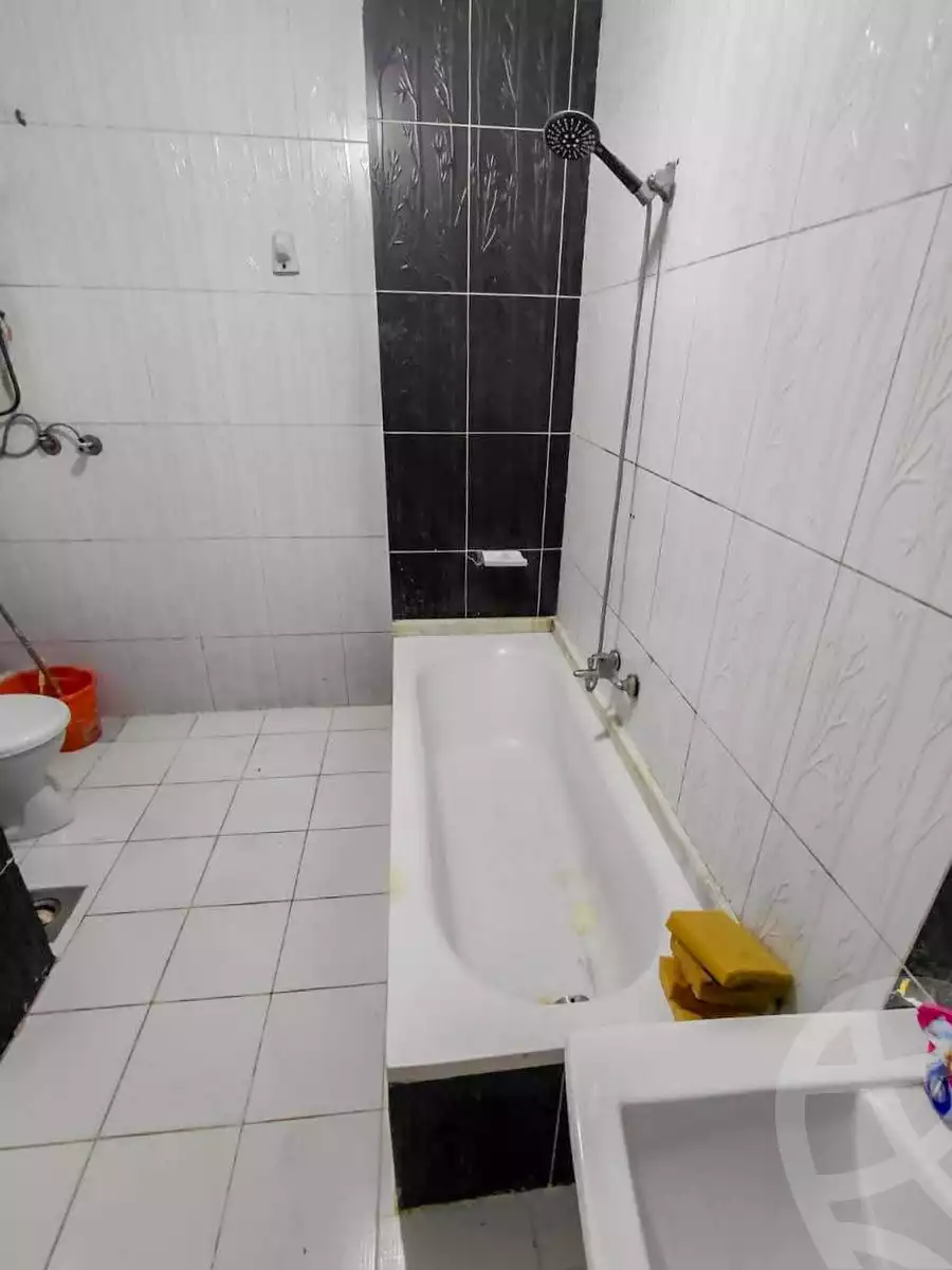 https://aqarmap.com.eg/ar/listing/6122728-for-rent-alexandria-camp-cesar-zakareya-ghoneim-st