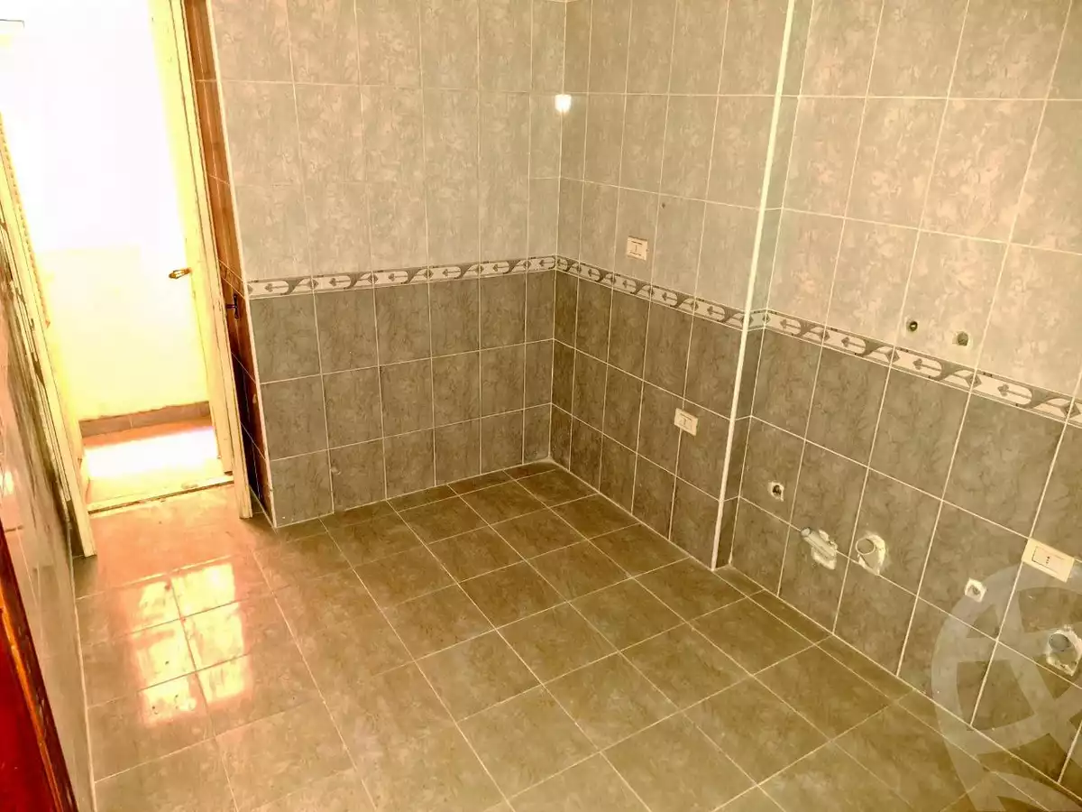 https://aqarmap.com.eg/en/listing/6124419-for-sale-alexandria-moharram-bey-tryq-qn-lswys