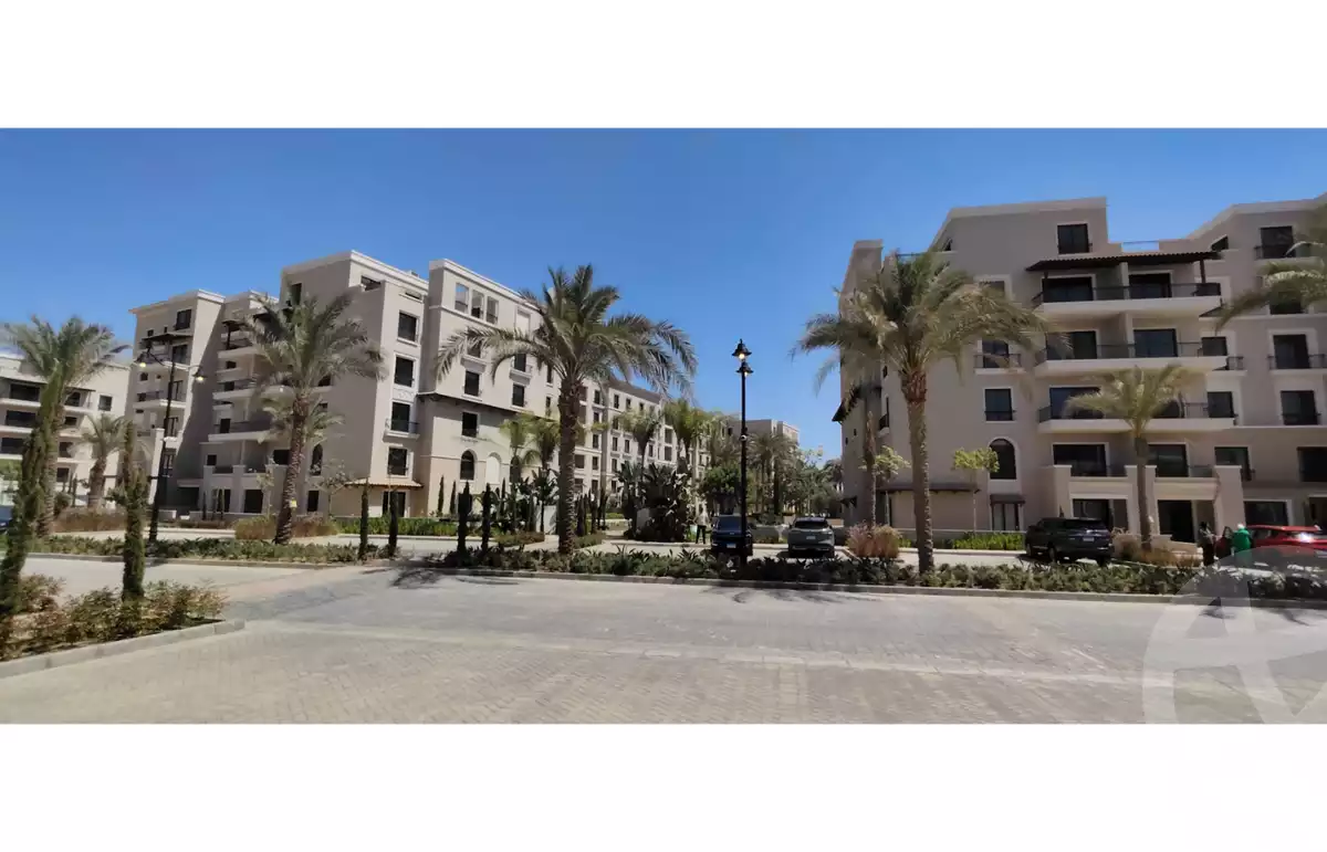 https://aqarmap.com.eg/en/listing/6124758-for-sale-cairo-el-sheikh-zayed-city-compounds-kmbwnd-fyldj-wyst-dr-llttwyr