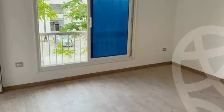 https://aqarmap.com.eg/ar/listing/6124874-for-sale-port-said-kmbwnd-fy-bwr-s-yd-down-town-compound-equity-development