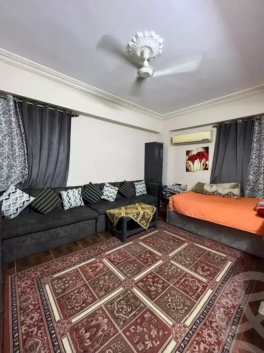 https://aqarmap.com.eg/en/listing/6127477-for-sale-cairo-15th-of-may-Neighbourhood 10