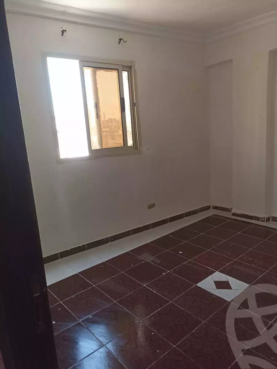 https://aqarmap.com.eg/ar/listing/6127859-for-sale-alexandria-bakoos-cinema-layla-st