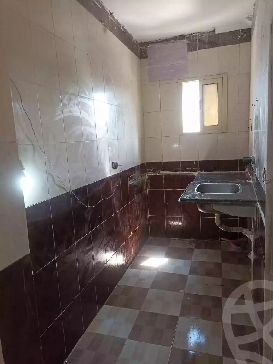 https://aqarmap.com.eg/ar/listing/6127859-for-sale-alexandria-bakoos-cinema-layla-st