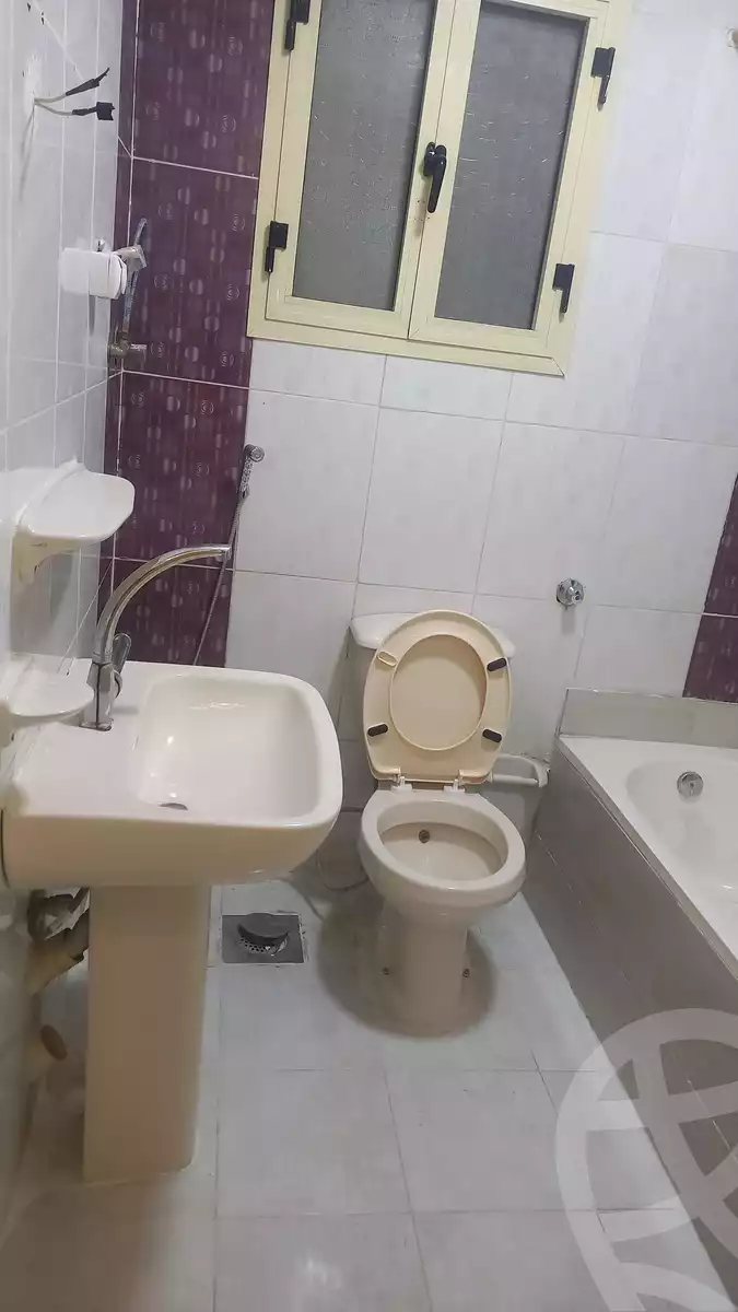 https://aqarmap.com.eg/ar/listing/6128970-for-sale-alexandria-sydy-bshr-sydy-bshr-bhry-shr-khld-bn-lwlyd