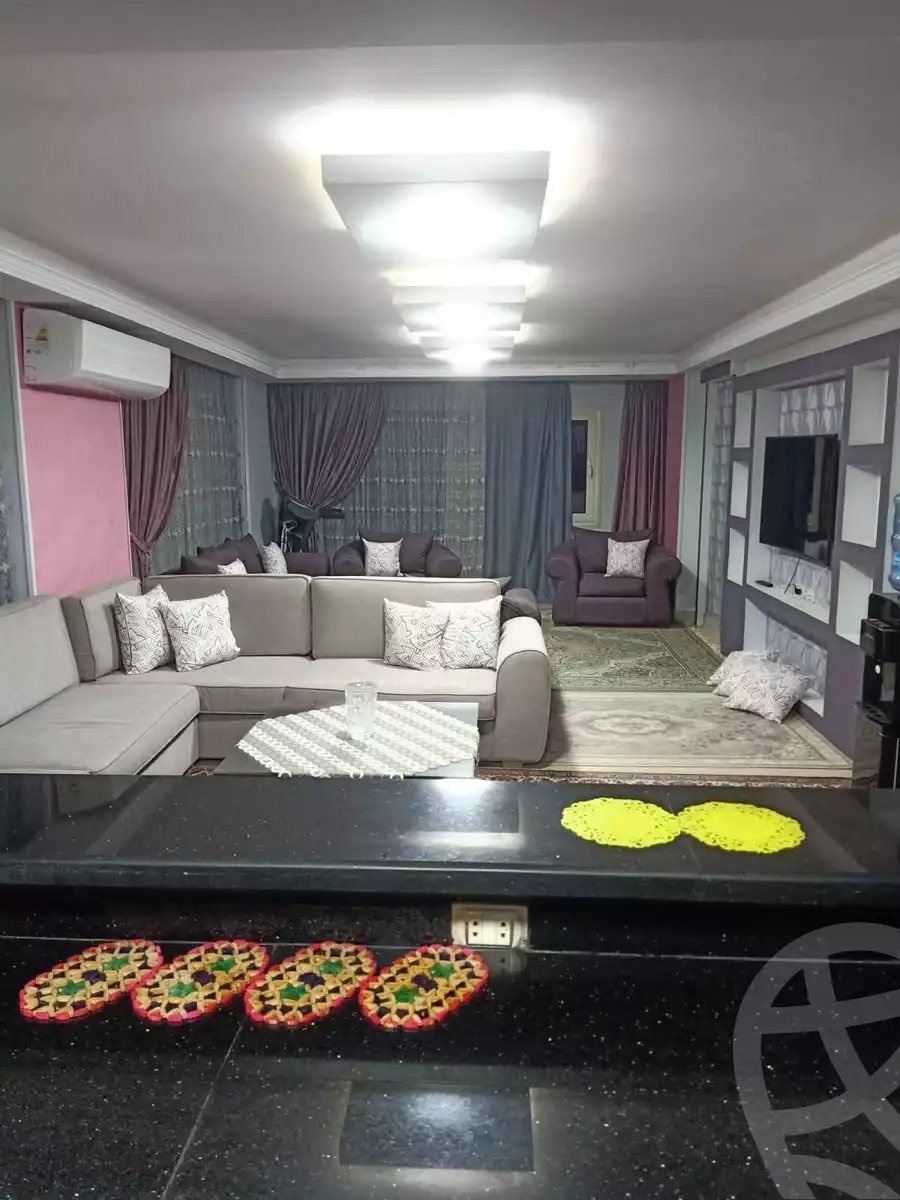 https://aqarmap.com.eg/en/listing/6129024-for-sale-cairo-helwan-hadayek-helwan-nile-corniche-st
