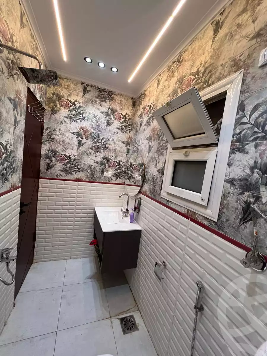 https://aqarmap.com.eg/en/listing/6129895-for-sale-qalyubia-shubra-el-khaima-el-shareaa-el-gadid-st