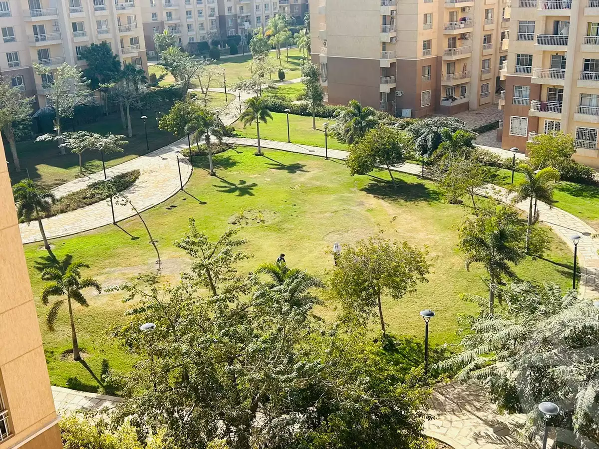 https://aqarmap.com.eg/en/listing/6130034-for-sale-cairo-new-cairo-madinaty-eleventh-zone-buildings-group-112