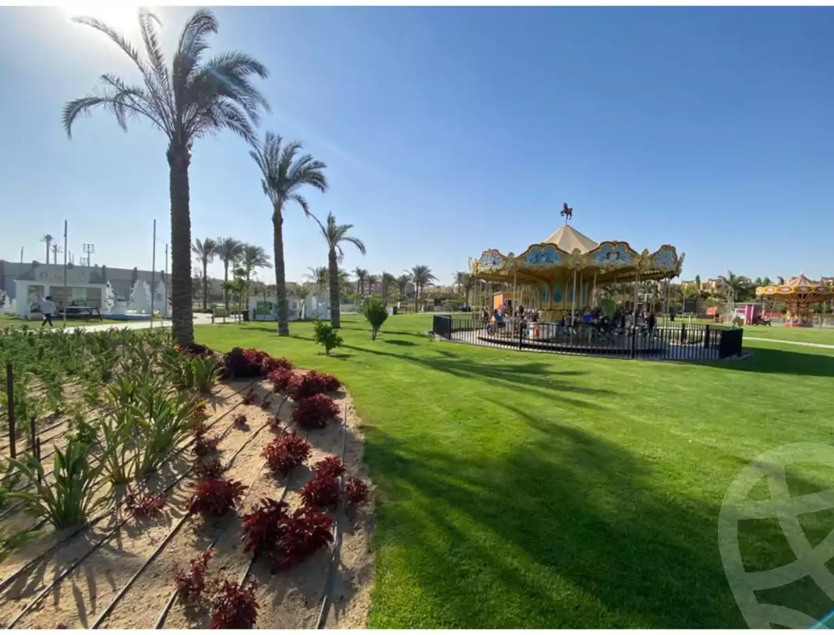 https://aqarmap.com.eg/en/listing/6130704-for-sale-cairo-el-sheikh-zayed-city-compounds-zyd-wr-llttwyr-z-tower