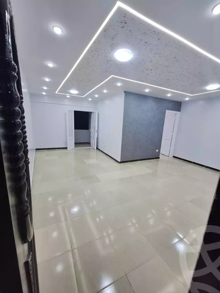 https://aqarmap.com.eg/en/listing/6131578-for-sale-alexandria-sydy-bshr-sydy-bshr-bhry-shr-mhmwd-l-yswy