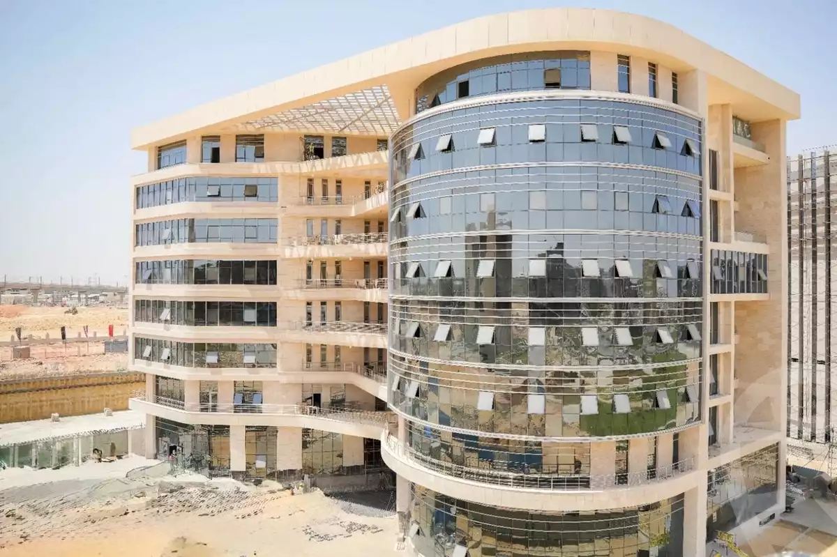 https://aqarmap.com.eg/ar/listing/6131827-for-sale-cairo-new-administrative-capital-lhy-lmly-the-central-mall-siac