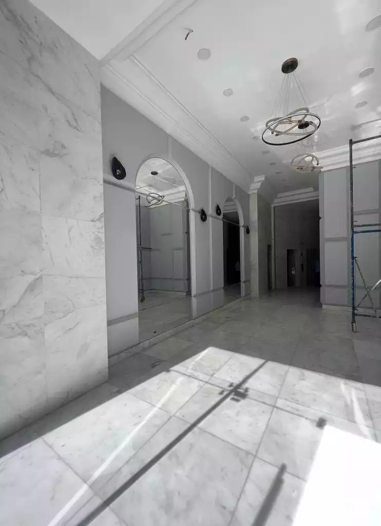 https://aqarmap.com.eg/en/listing/6132116-for-sale-cairo-el-maadi-compounds-rayhanah-plaza