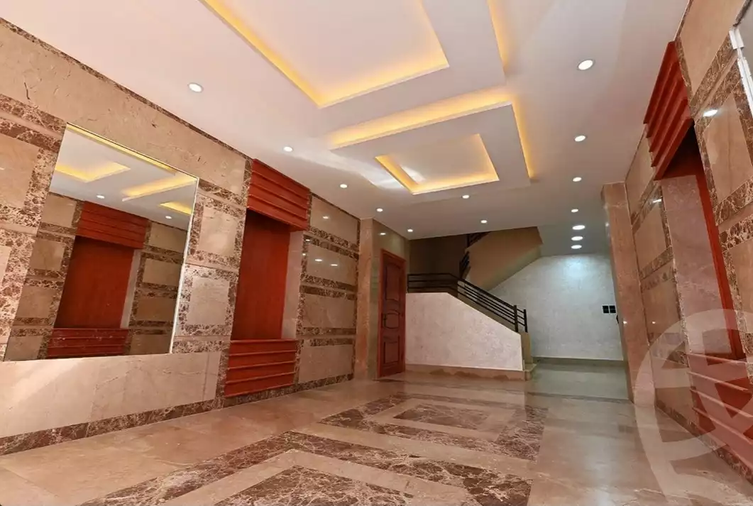 https://aqarmap.com.eg/ar/listing/6132119-for-sale-cairo-new-cairo-bait-el-watan-south-suez-road-el-hay-el-takmely