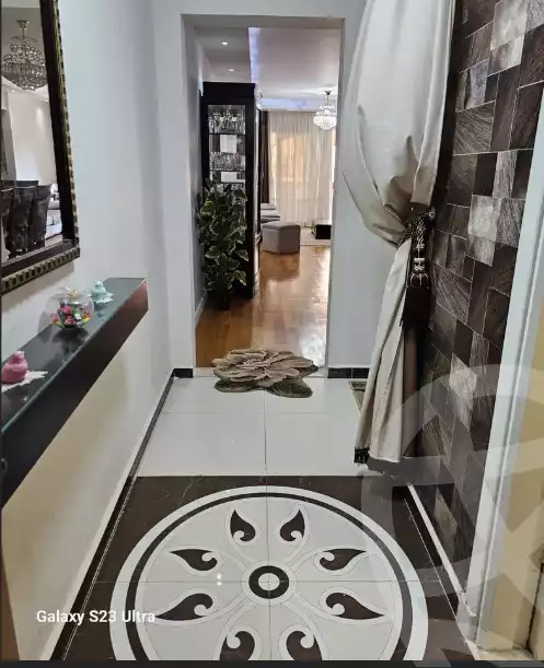 https://aqarmap.com.eg/ar/listing/6132328-for-sale-alexandria-el-montazah-compounds-in-el-montazah-flwrns-myj-mwl-mrsyly-jrwb