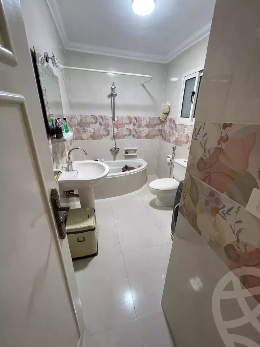 https://aqarmap.com.eg/ar/listing/6132739-for-sale-alexandria-smouha-mostafa-kamel-st