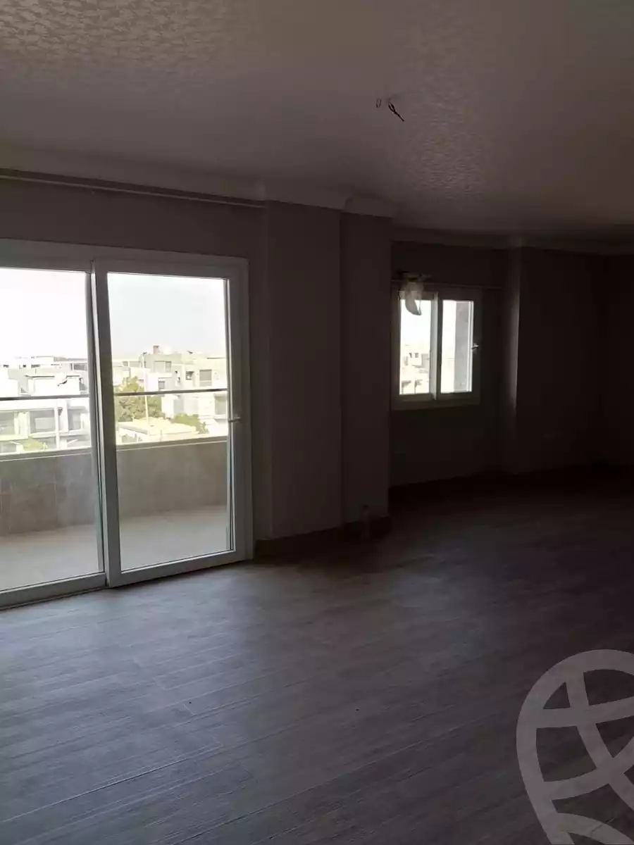 https://aqarmap.com.eg/ar/listing/6135762-for-rent-cairo-el-sheikh-zayed-city-compounds-zayed-regency