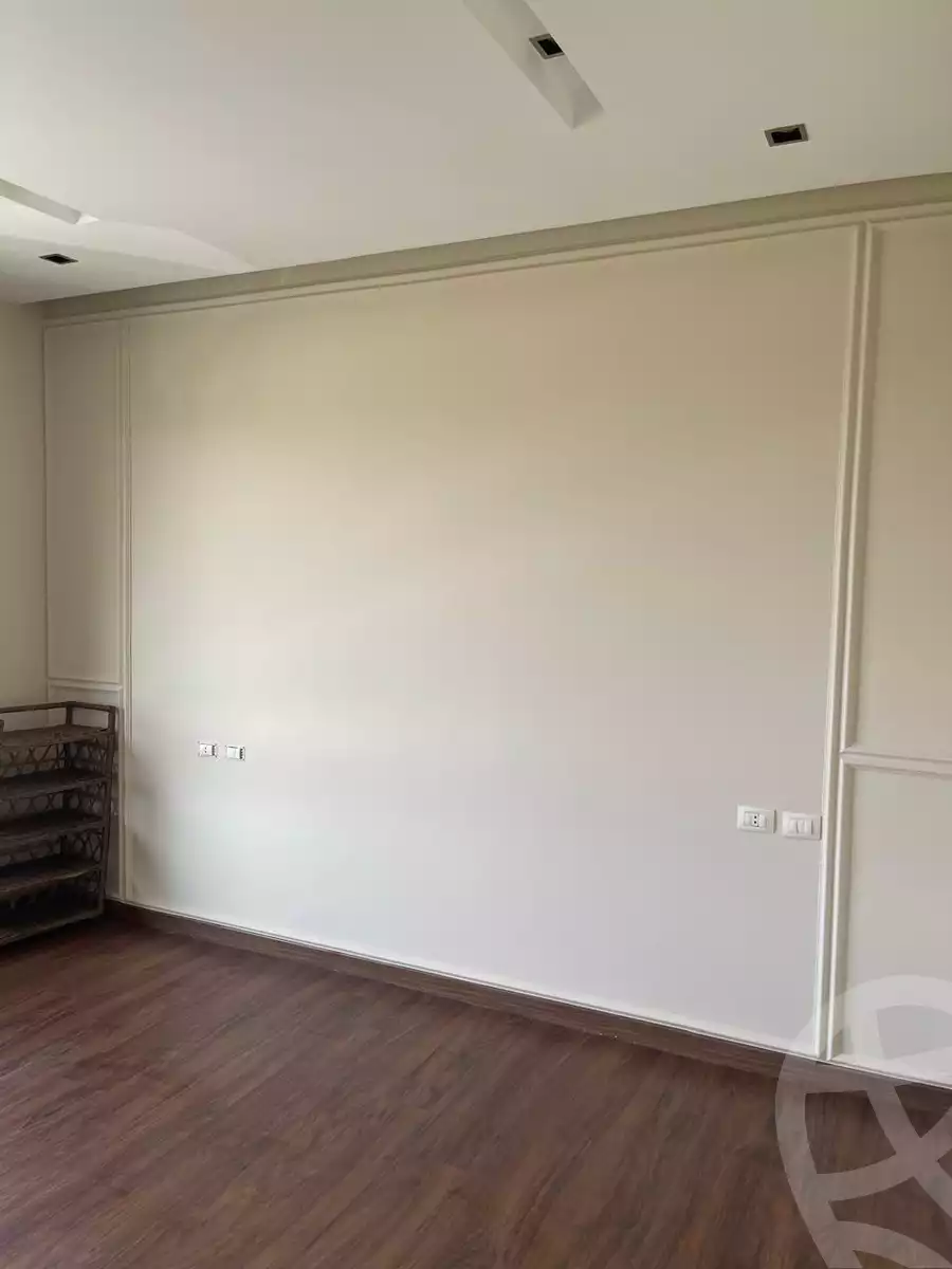 https://aqarmap.com.eg/ar/listing/6135802-for-rent-cairo-new-cairo-compounds-park-view