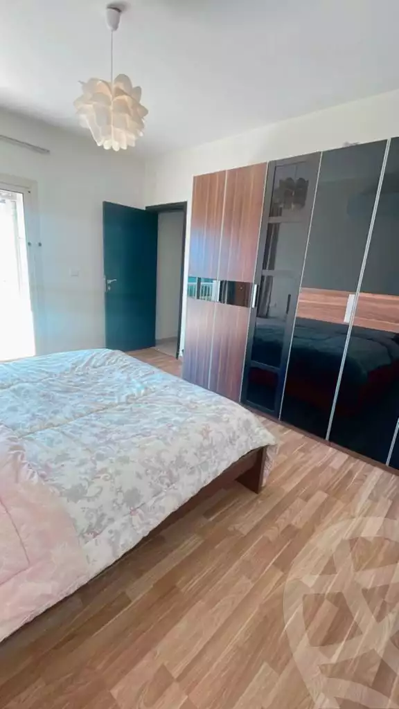 https://aqarmap.com.eg/ar/listing/6135845-for-rent-cairo-el-sheikh-zayed-city-compounds-dh-drys