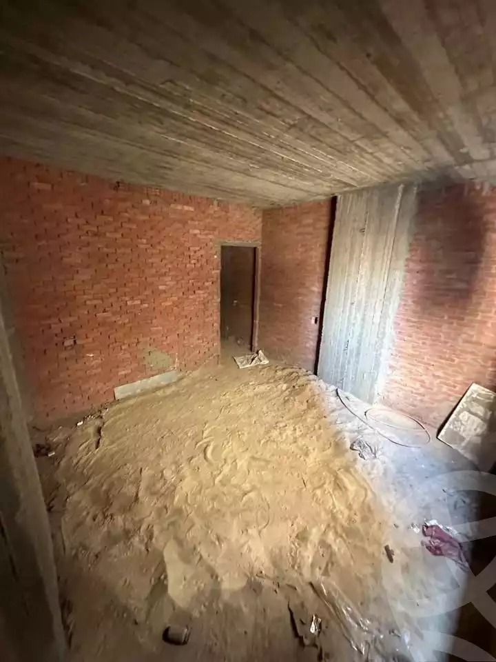https://aqarmap.com.eg/ar/listing/6137293-for-sale-qalyubia-shubra-el-khaima