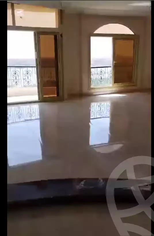 https://aqarmap.com.eg/ar/listing/6137692-for-rent-cairo-helwan-hadayek-helwan-nile-corniche-st