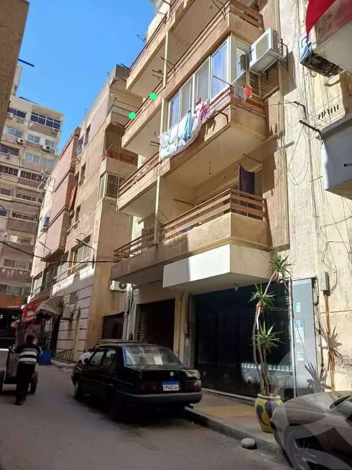 https://aqarmap.com.eg/en/listing/6138319-for-sale-alexandria-glim-rasmi-basha-st