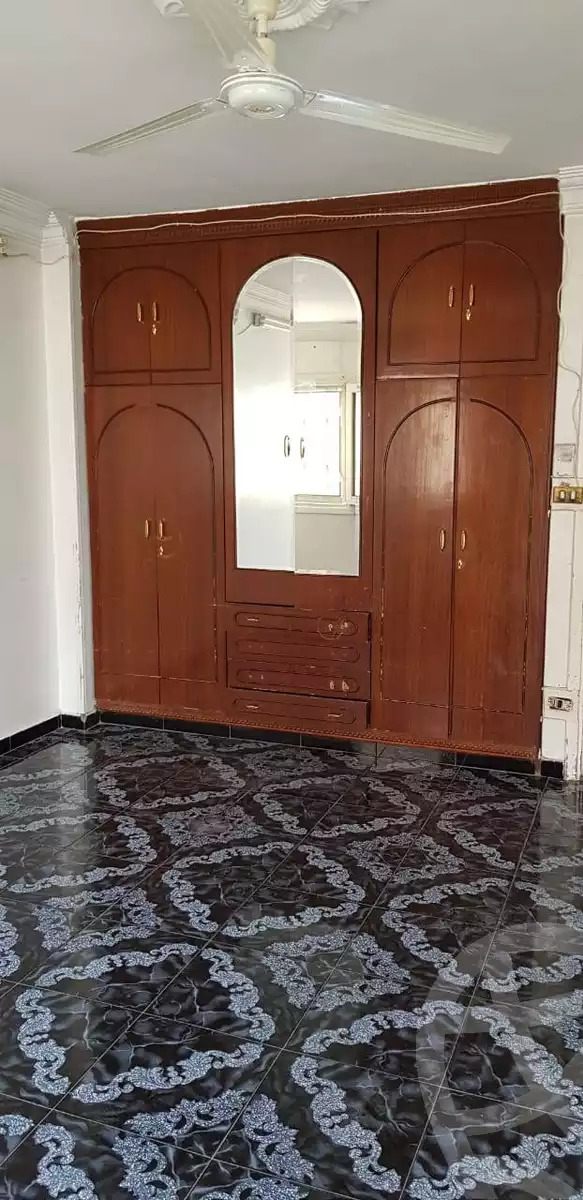 https://aqarmap.com.eg/en/listing/6140370-for-sale-cairo-helwan-helwan-el-sharkeya-saleh-sobhy-st