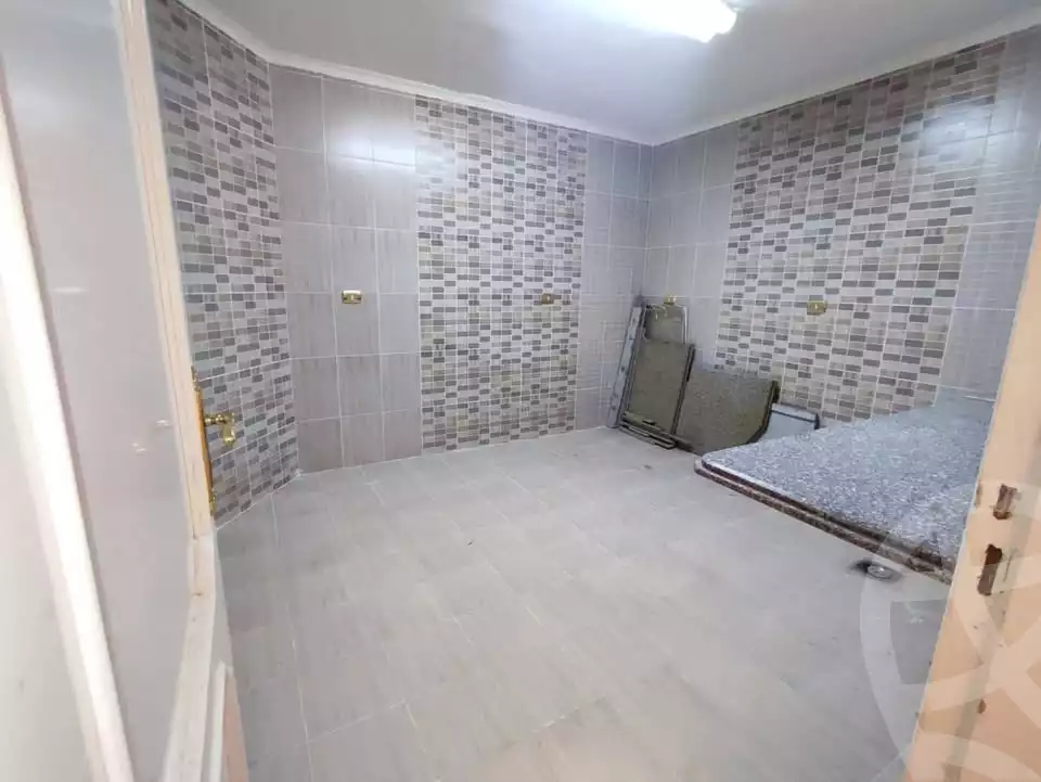 https://aqarmap.com.eg/en/listing/6141249-for-sale-alexandria-glim
