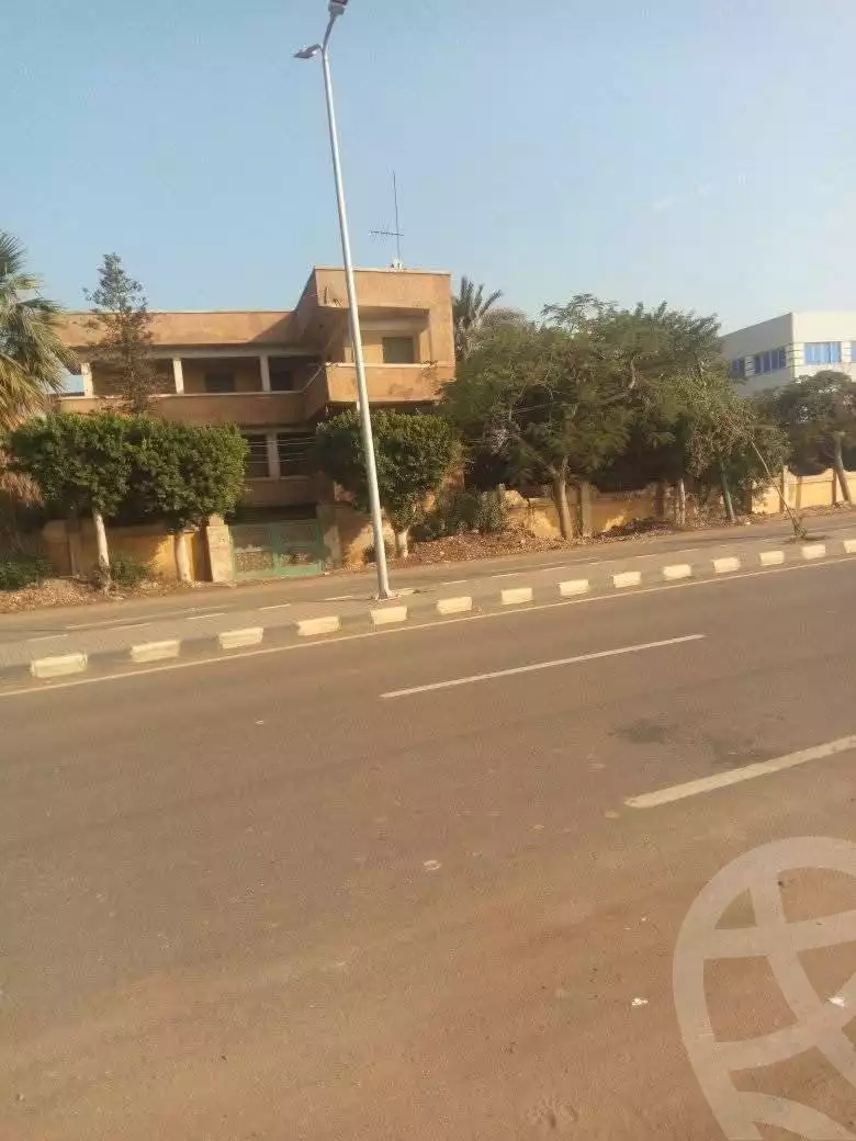 https://aqarmap.com.eg/en/listing/6143272-for-sale-qalyubia-banha-city