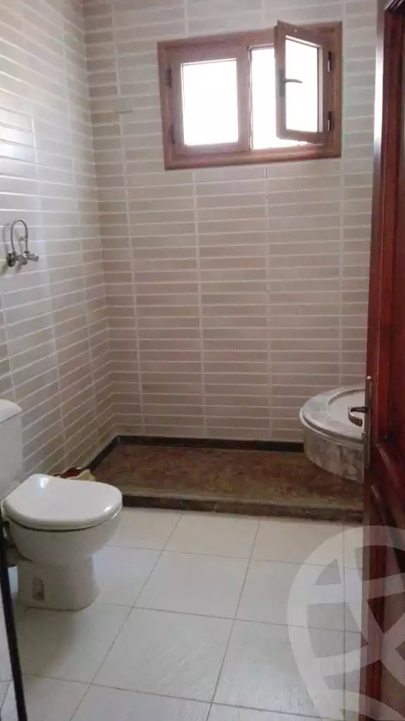 https://aqarmap.com.eg/en/listing/6143454-for-sale-cairo-el-sheikh-zayed-city-compounds-el-yasmeen-compound