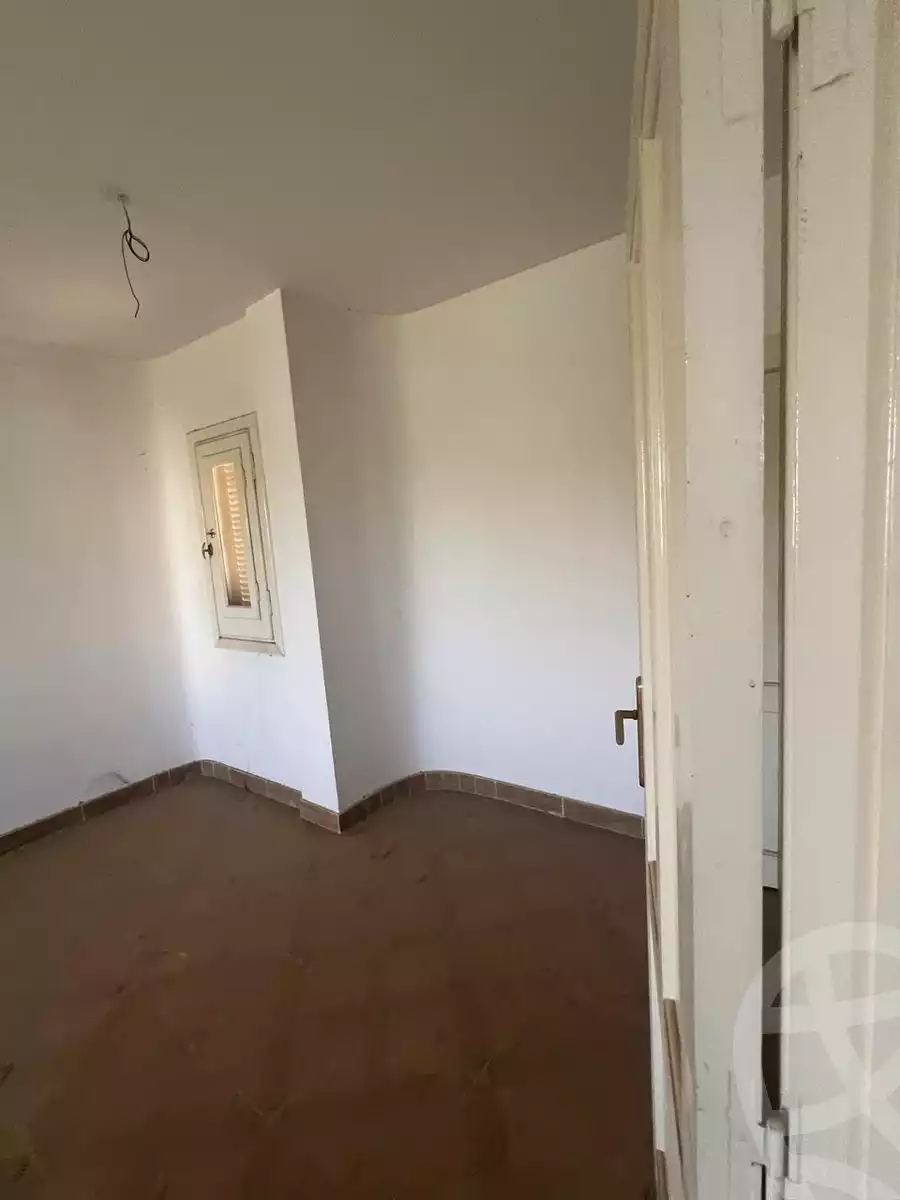 https://aqarmap.com.eg/ar/listing/6143557-for-sale-cairo-el-sheikh-zayed-city-alex-cairo-desert-road-mdyn-sfnks-ljdyd-sandorini