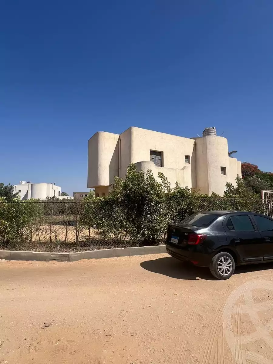 https://aqarmap.com.eg/ar/listing/6143557-for-sale-cairo-el-sheikh-zayed-city-alex-cairo-desert-road-mdyn-sfnks-ljdyd-sandorini