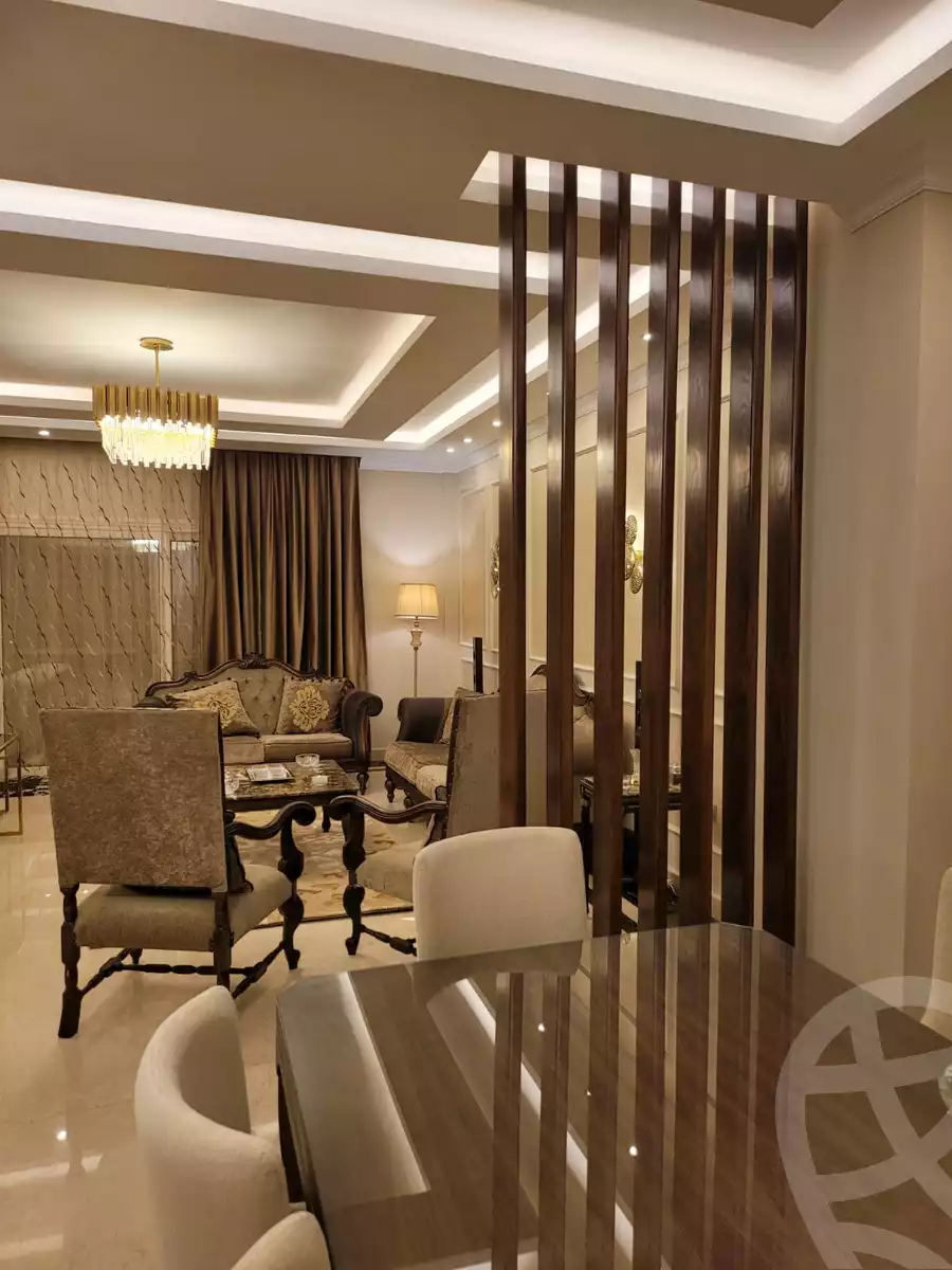 https://aqarmap.com.eg/en/listing/6143586-for-sale-cairo-el-sheikh-zayed-city-compounds-continental-residence