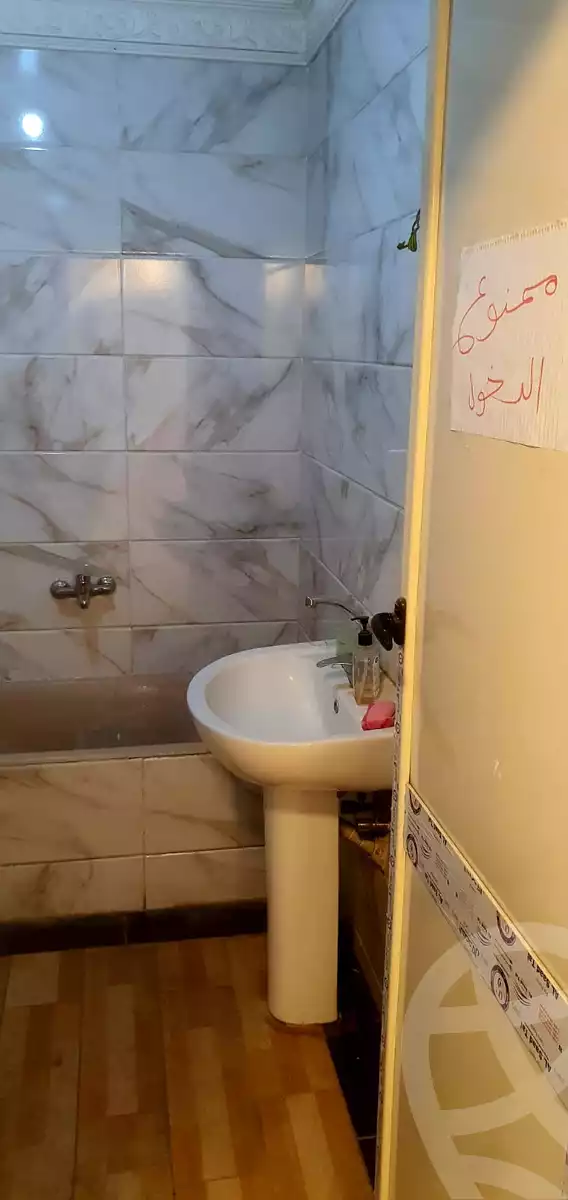 https://aqarmap.com.eg/ar/listing/6144196-for-rent-cairo-faisal-awel-faisal