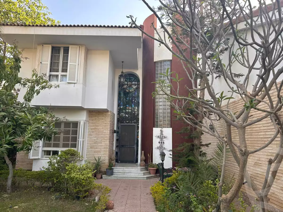 https://aqarmap.com.eg/ar/listing/6147671-for-sale-cairo-el-sheikh-zayed-city-compounds-el-rabwa