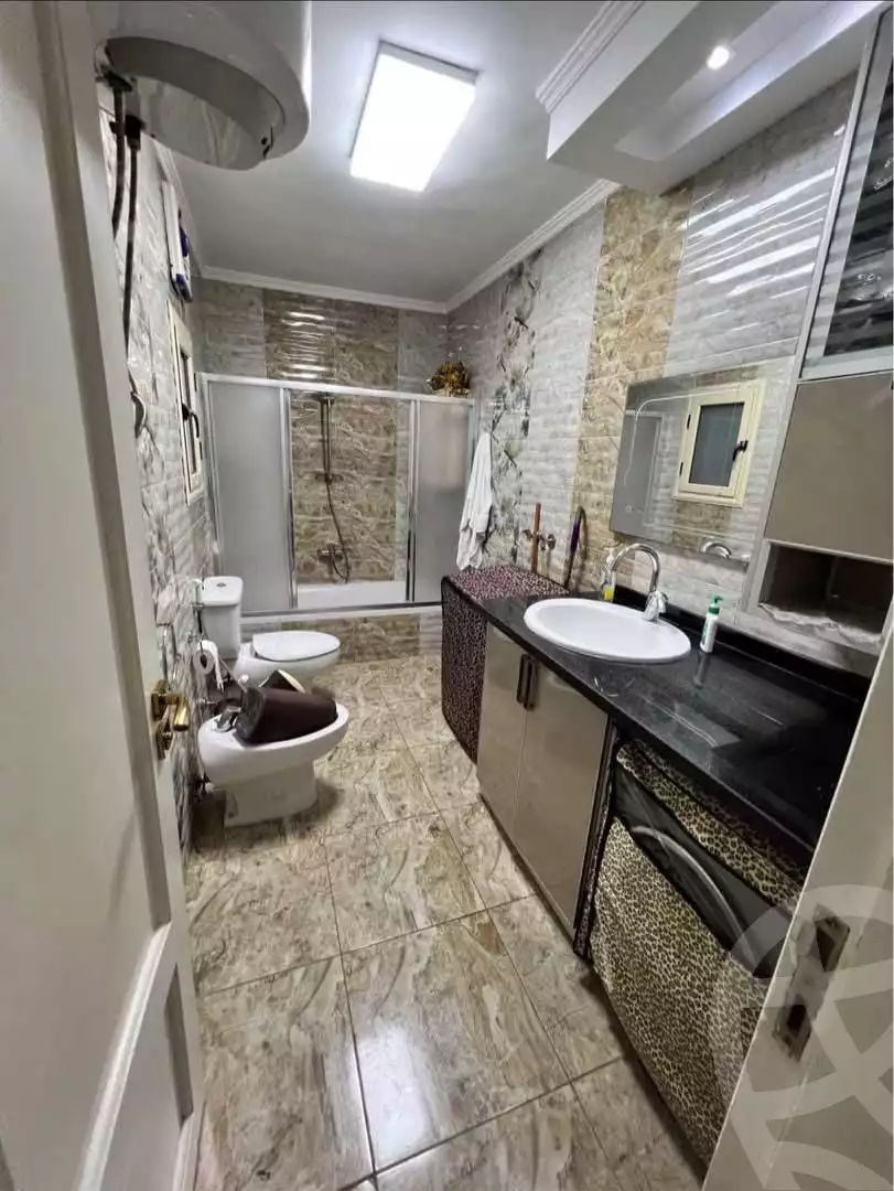 https://aqarmap.com.eg/ar/listing/6147969-for-sale-alexandria-camp-cesar-port-said-street