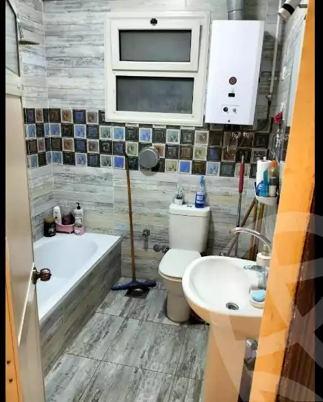 https://aqarmap.com.eg/en/listing/6149241-for-sale-cairo-helwan-hadayek-helwan-nile-corniche-st
