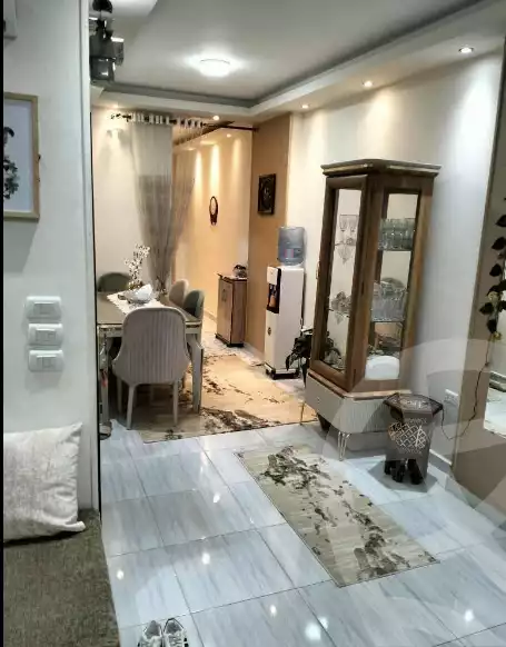 https://aqarmap.com.eg/en/listing/6149313-for-sale-cairo-helwan-hadayek-helwan-nile-corniche-st