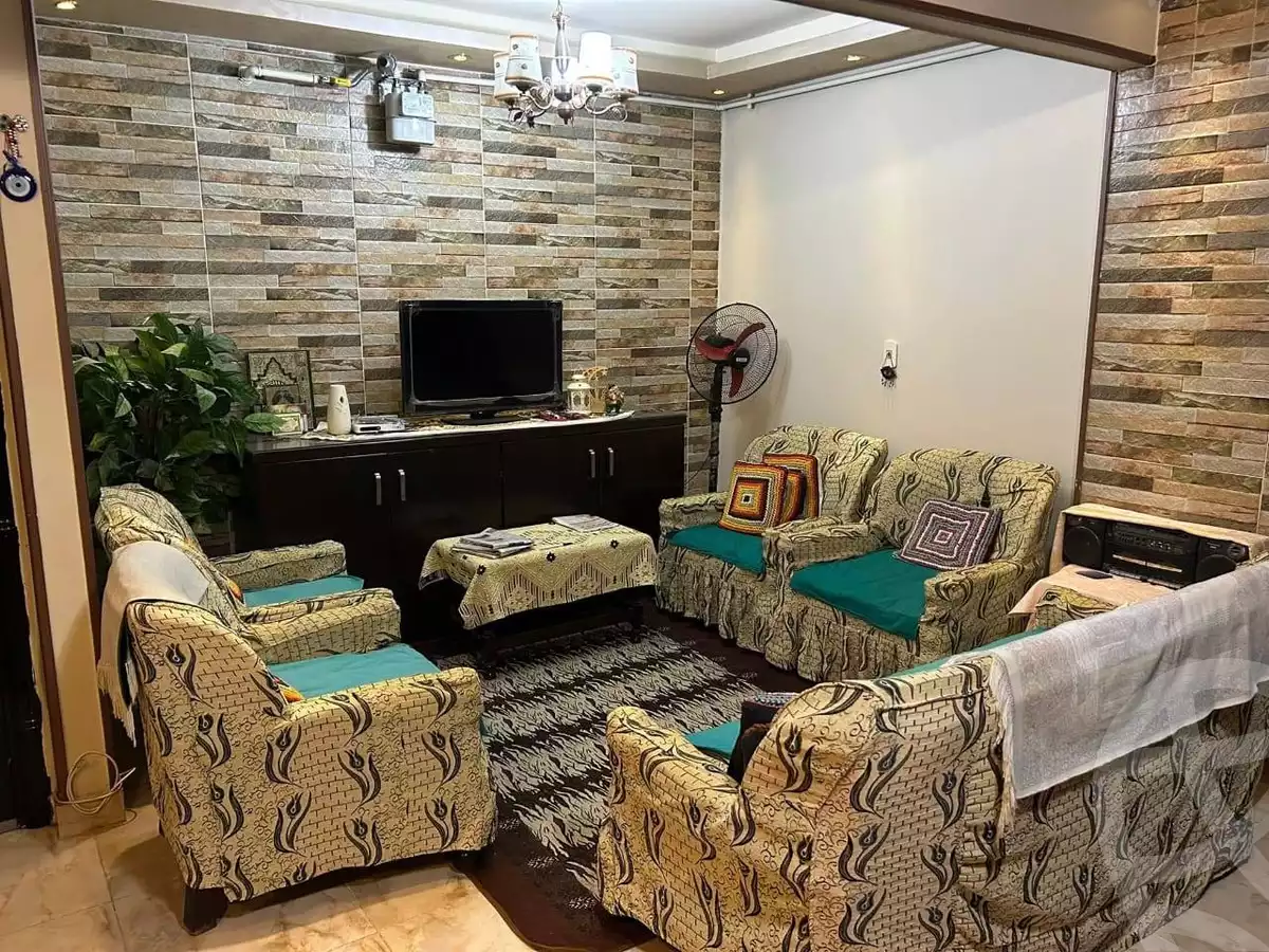 https://aqarmap.com.eg/en/listing/6151272-for-sale-cairo-hadayek-el-koba-saraya-el-kobba