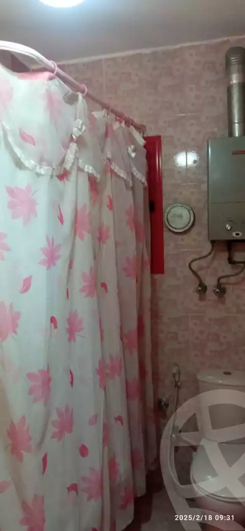 https://aqarmap.com.eg/en/listing/6151316-for-rent-cairo-new-cairo-ganob-el-akadamiya-south-academy-g-hussein-sirri-st