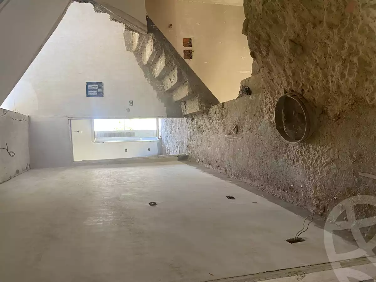 https://aqarmap.com.eg/en/listing/6152723-for-sale-cairo-el-sheikh-zayed-city-compounds-el-yasmeen-compound