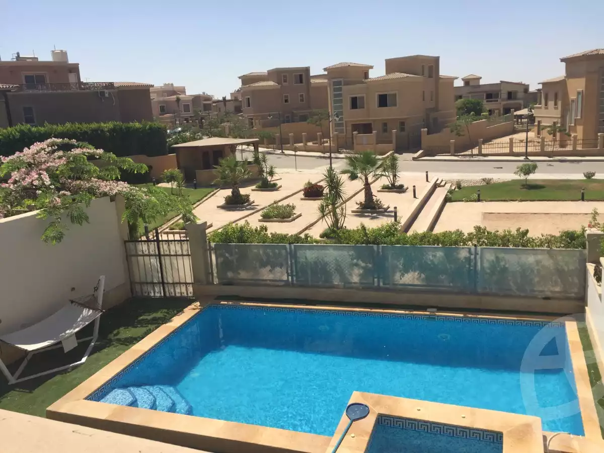 https://aqarmap.com.eg/en/listing/6152916-for-sale-cairo-el-sheikh-zayed-city-compounds-meadows-park