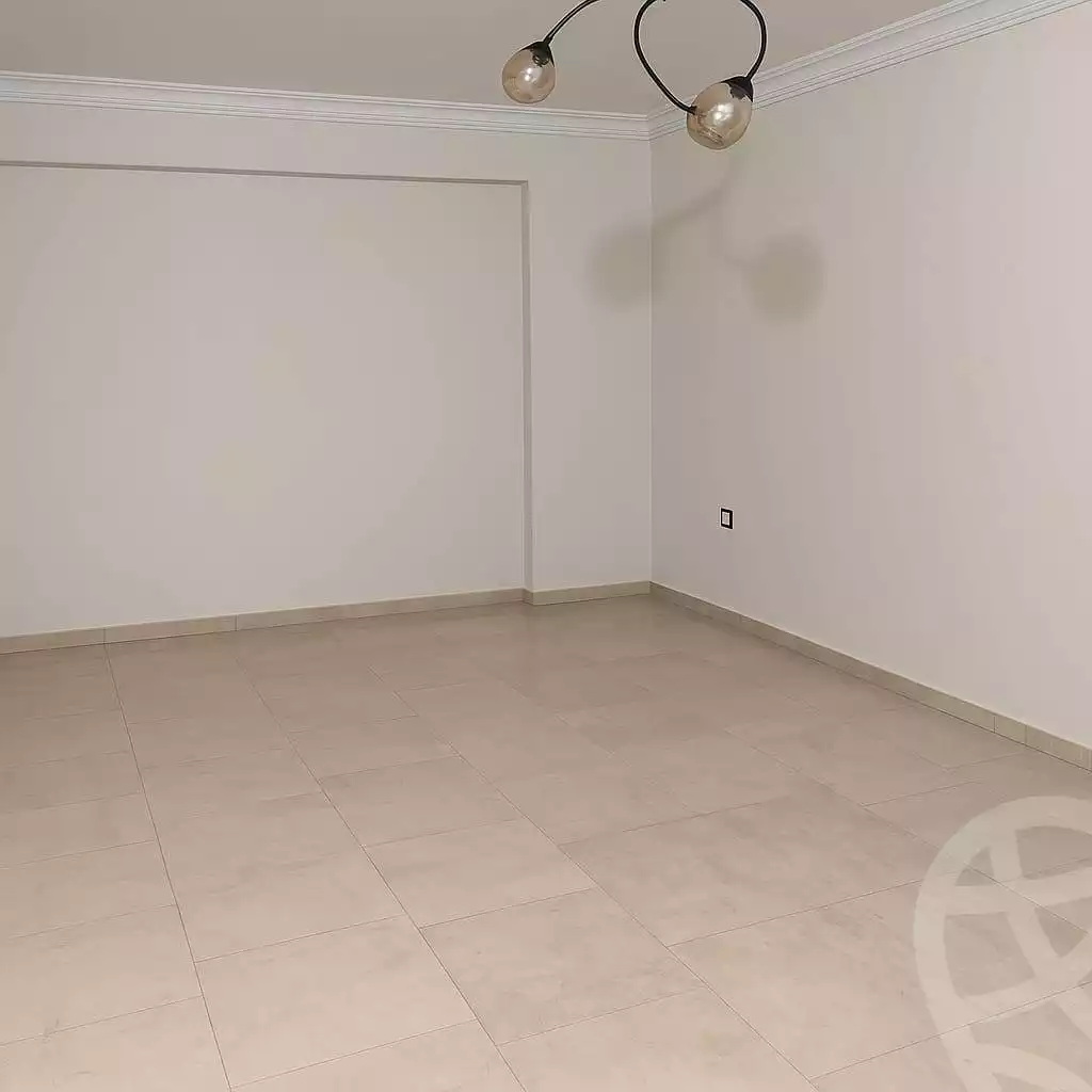 https://aqarmap.com.eg/en/listing/6149345-for-sale-cairo-el-zaytun-hlmy-lzytwn-shr-ly-bsh