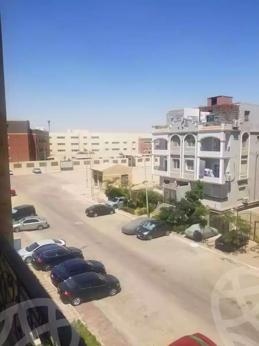 https://aqarmap.com.eg/en/listing/6153362-for-rent-cairo-el-sheikh-zayed-city-el-hay-elthamen-area-4