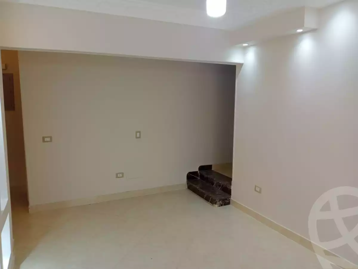 https://aqarmap.com.eg/en/listing/6153490-for-sale-cairo-mokattam-lhdb-l-ly-street-83
