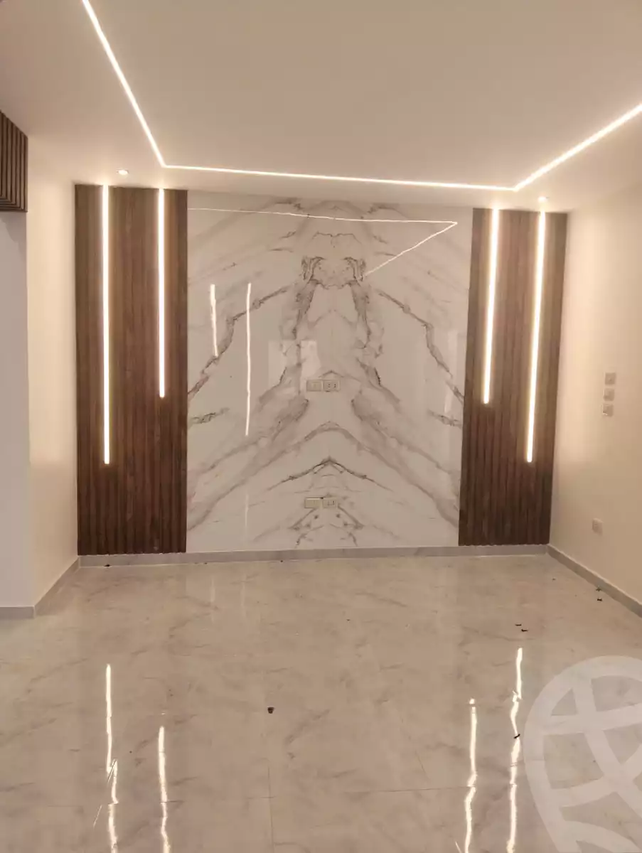 https://aqarmap.com.eg/ar/listing/6153841-for-sale-cairo-el-shorouk-lhy-lthlth-shrq-neighbourhood-3