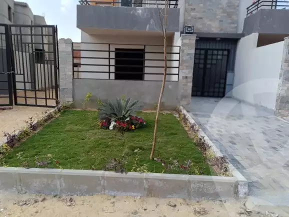 https://aqarmap.com.eg/ar/listing/6154738-for-sale-cairo-el-shorouk-lhy-lthlth-grb-neighbourhood-4-mohammed-el-kasbagy-st