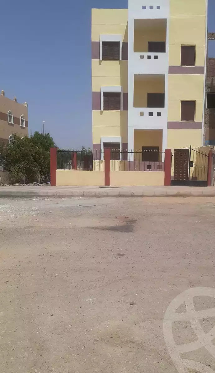 https://aqarmap.com.eg/ar/listing/6157404-for-sale-sohag-mdyn-swhj-ljdyd