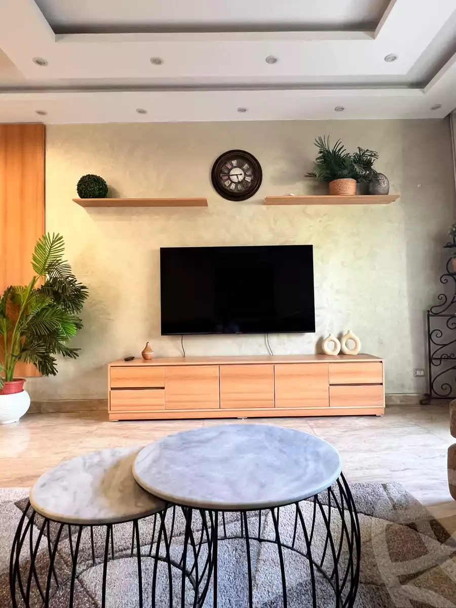 https://aqarmap.com.eg/en/listing/6157732-for-rent-cairo-el-sheikh-zayed-city-compounds-kmbwnd-wn-16-swdyk