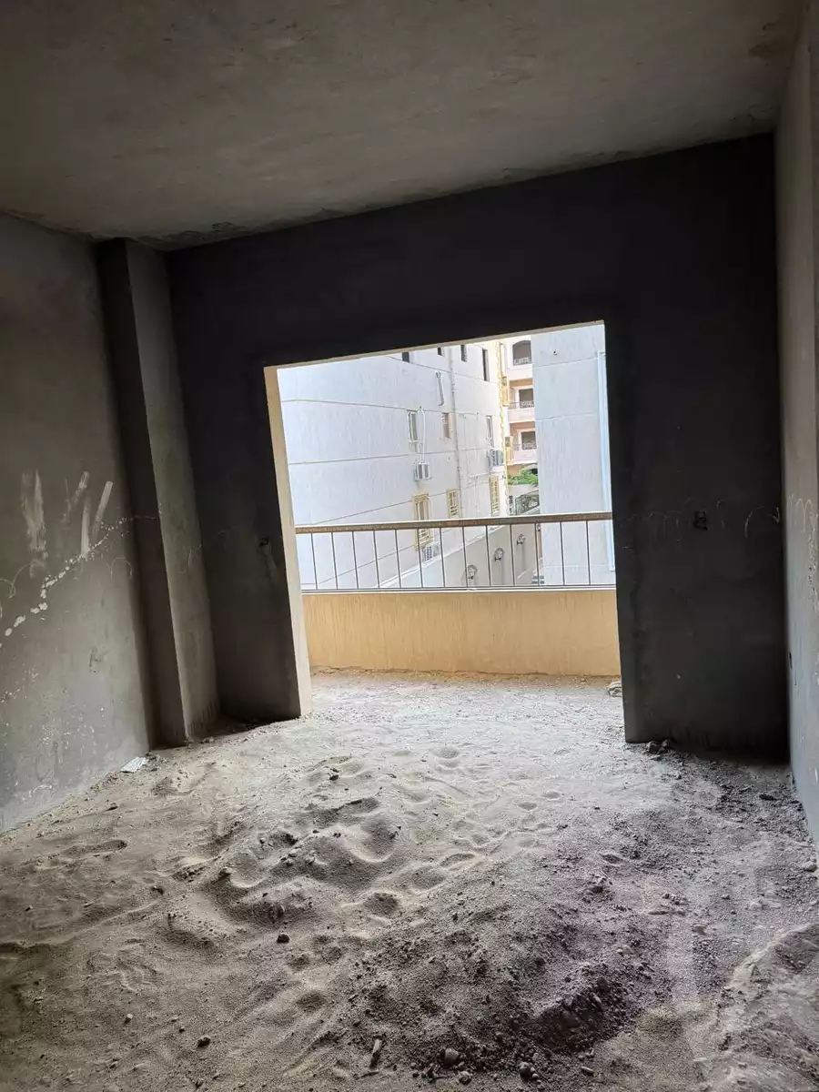 https://aqarmap.com.eg/ar/listing/6158117-for-sale-cairo-el-sheikh-zayed-city-compounds-zayed-heights-compound