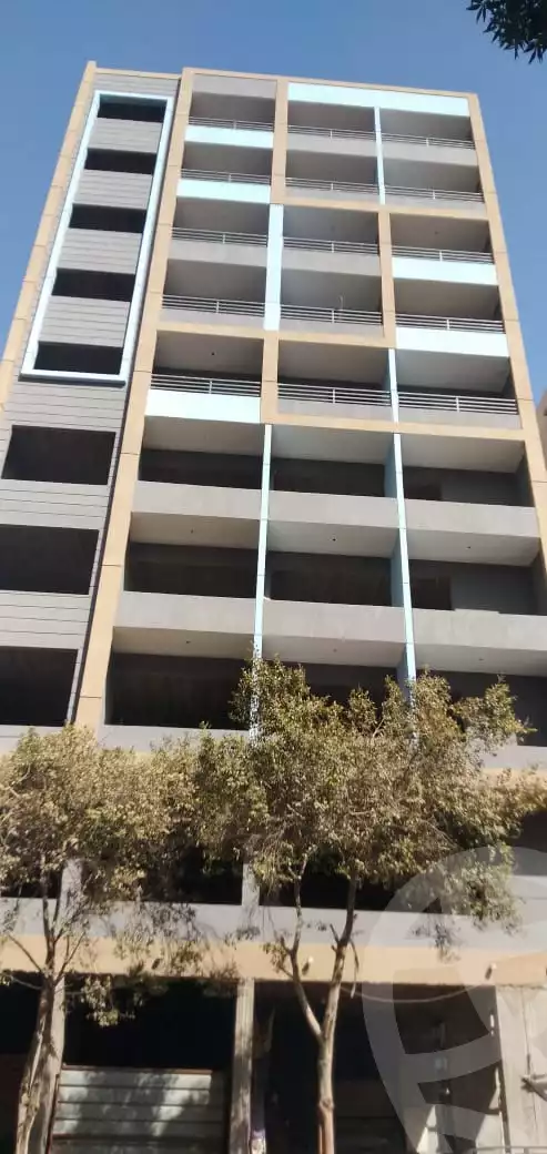 https://aqarmap.com.eg/ar/listing/6160389-for-sale-cairo-helwan-mohamed-sayed-ahmed-st