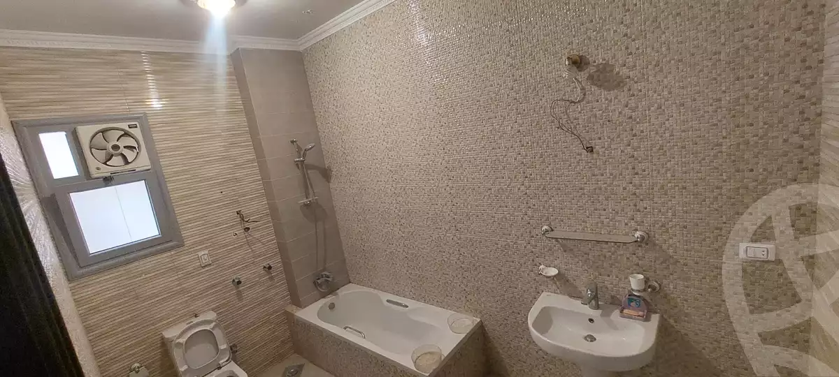 https://aqarmap.com.eg/ar/listing/6160471-for-rent-cairo-new-cairo-el-banafsg-el-banafsag-2-dr-ahmed-okasha-st